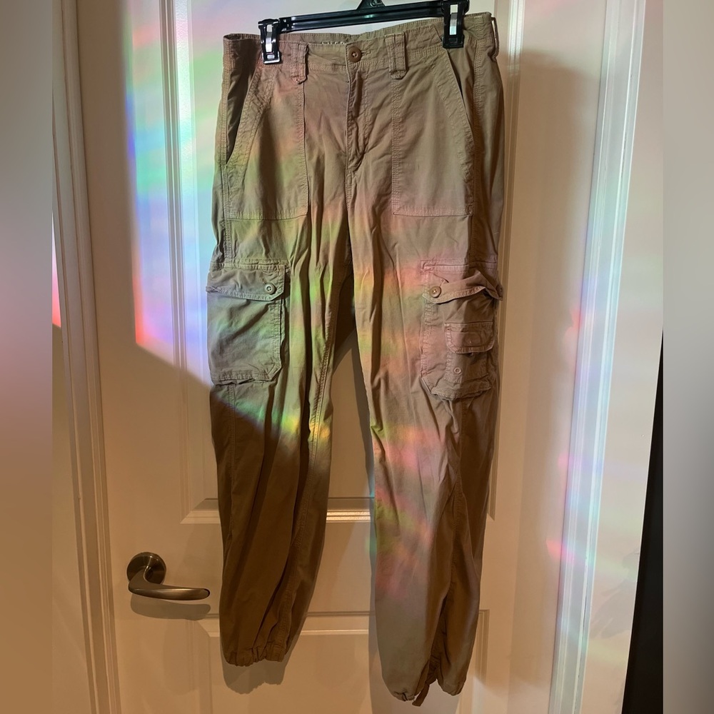 American Eagle Women’s Cargo Pants